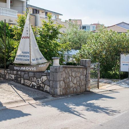 B&B Dujmovic Malinska Exterior photo